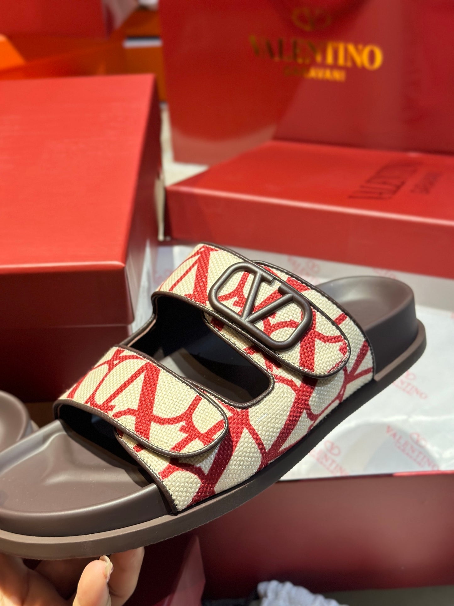 14VL210ZDE Stylish Slippers