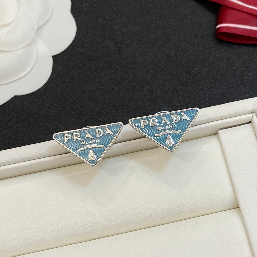 14PD271EDE Stylish Earrings