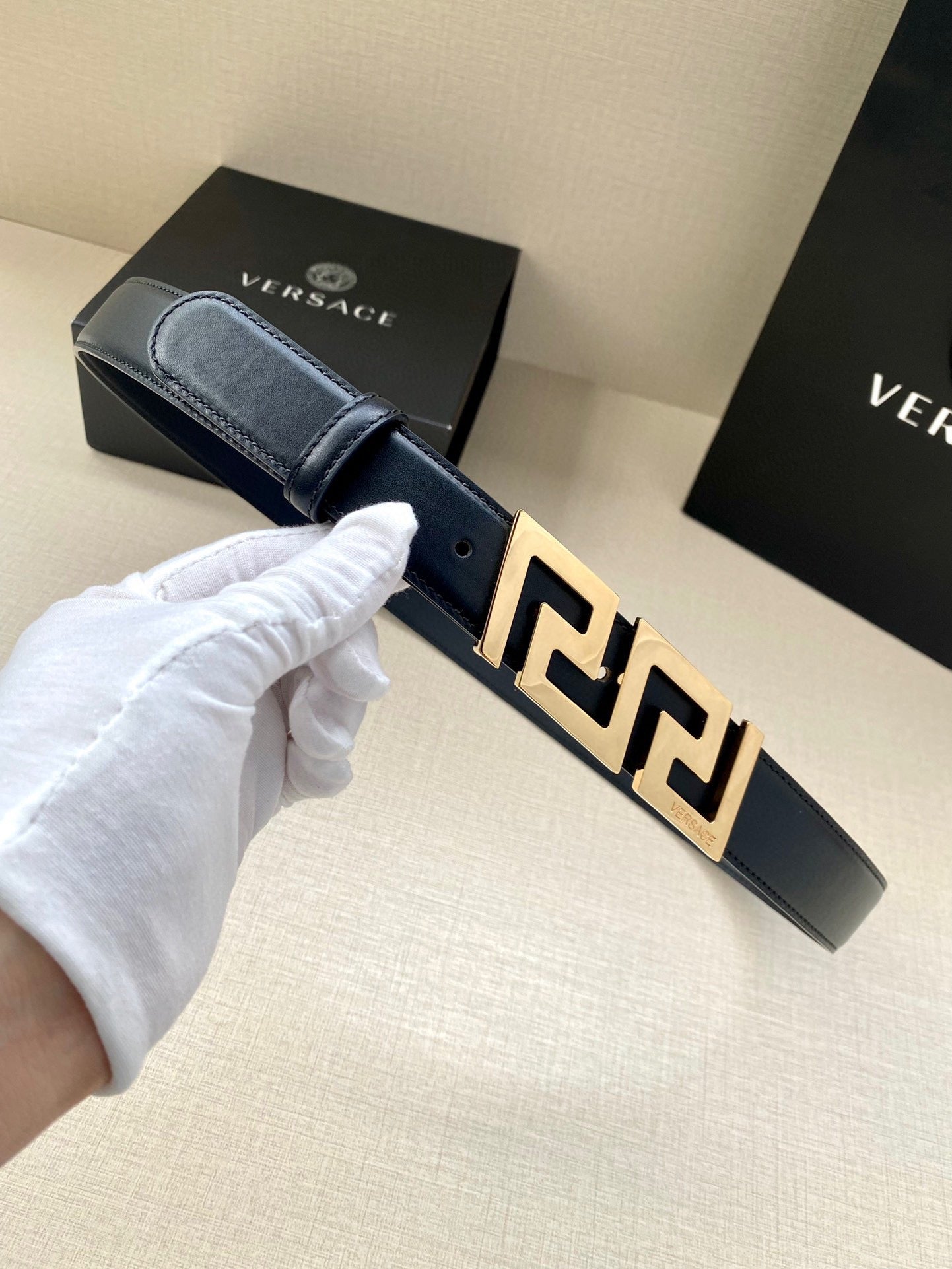 1WV165PDE Stylish  High quality belt With full package