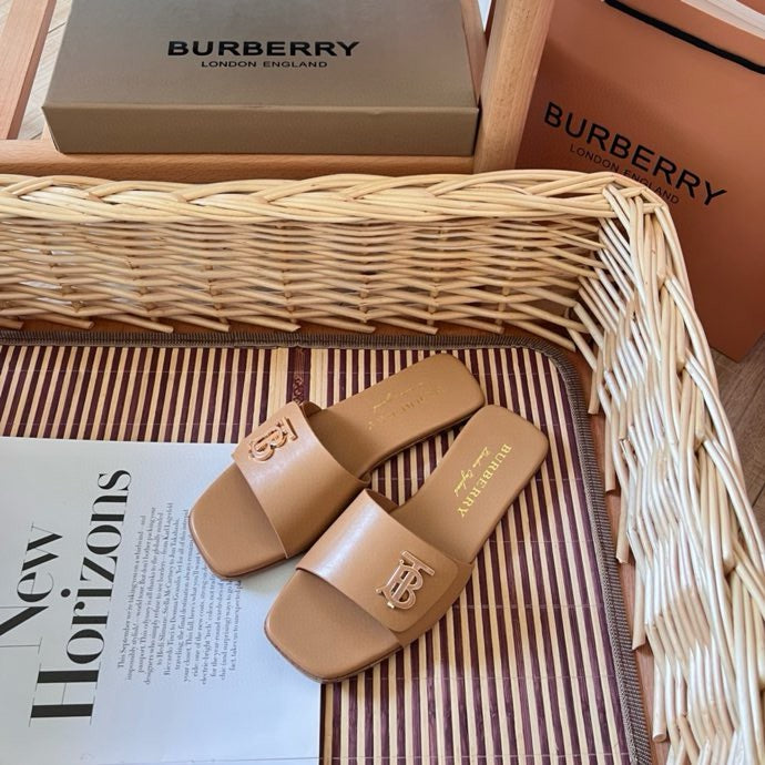 14R188ZDE Stylish Slippers