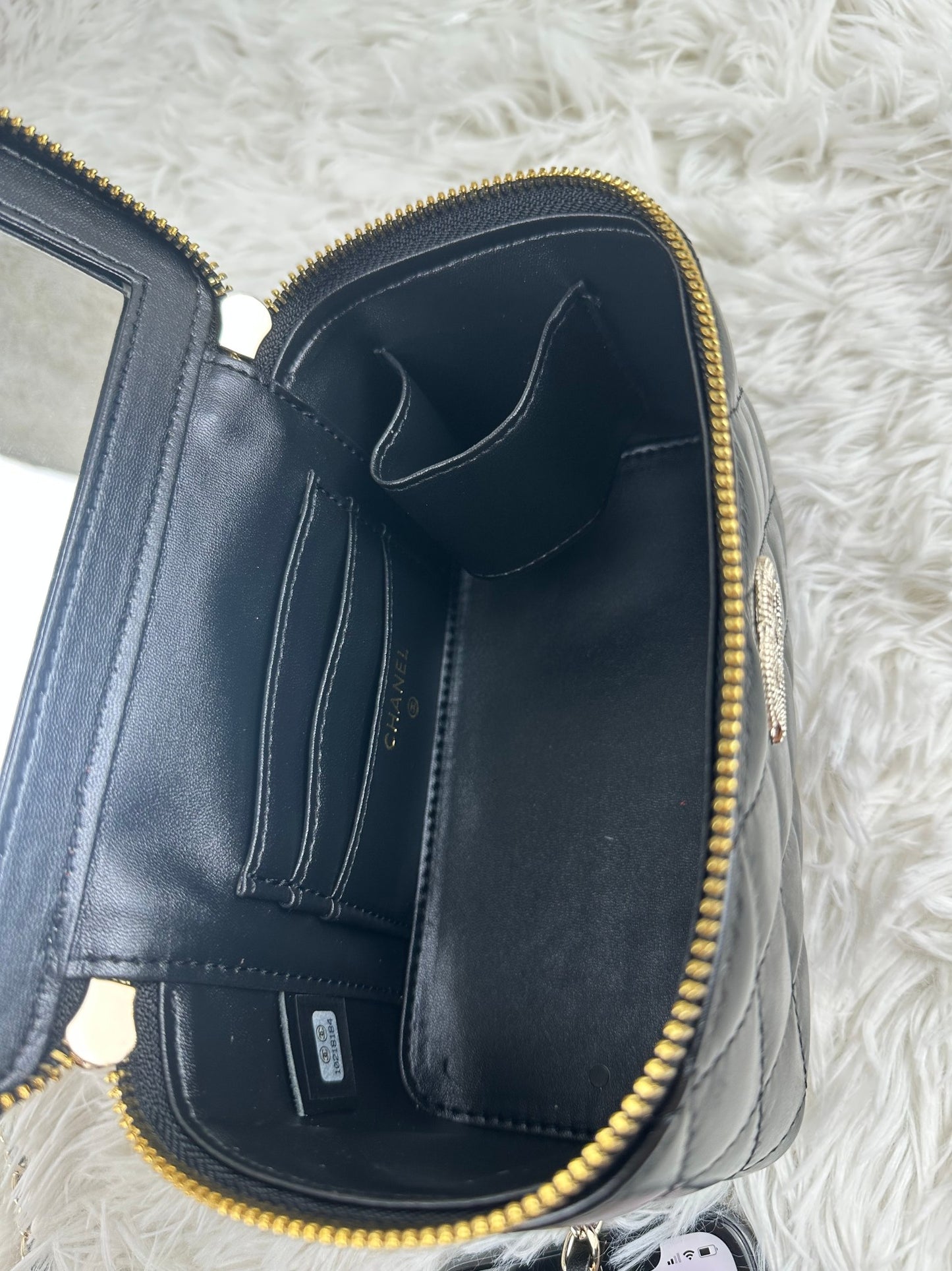 1XC377BDE Stylish leather bag 