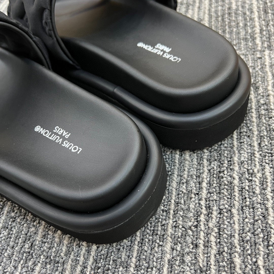 5YE116ZDE Stylish Slippers