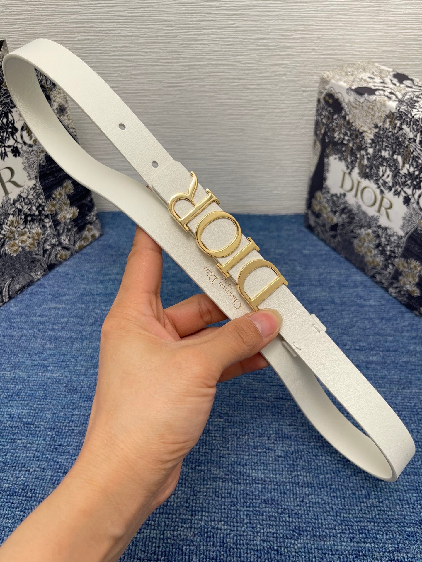 155RD203PDE Stylish  High quality belt With full package