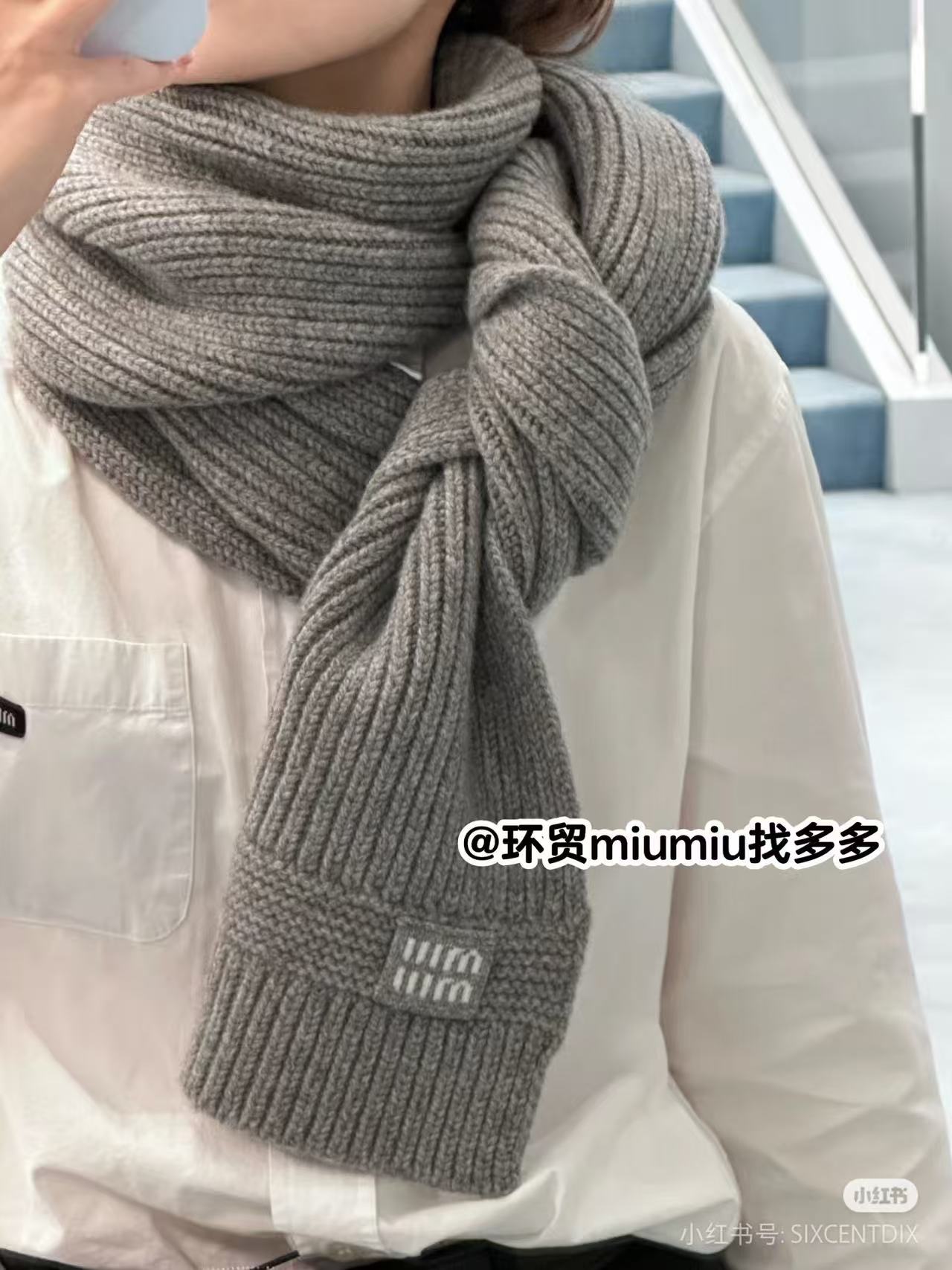 175RA55WDE Stylish Winter Scarves