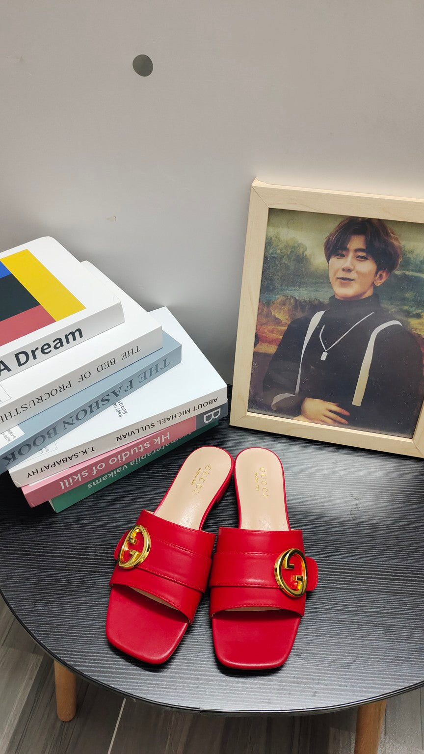 14B101ZDE Stylish Slippers