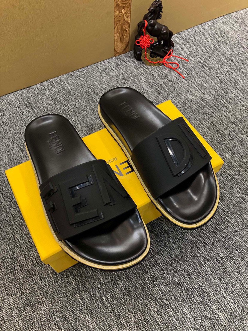 5XF106ZDE Stylish Slippers