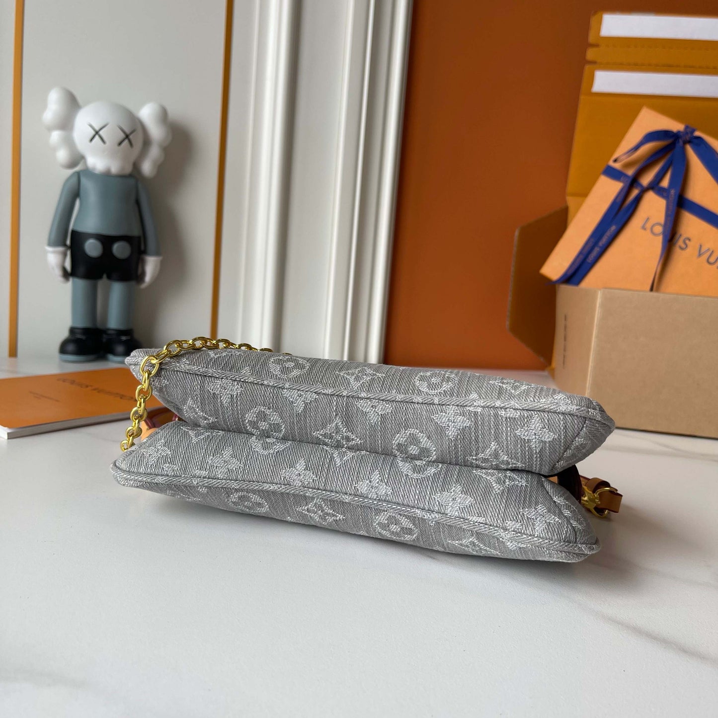 15RE30BDE Stylish bag