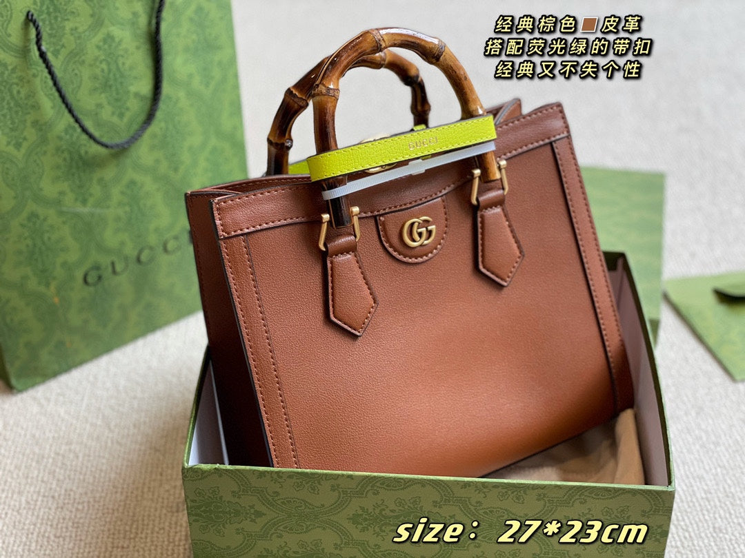1XB118BDE Stylish leather bag 