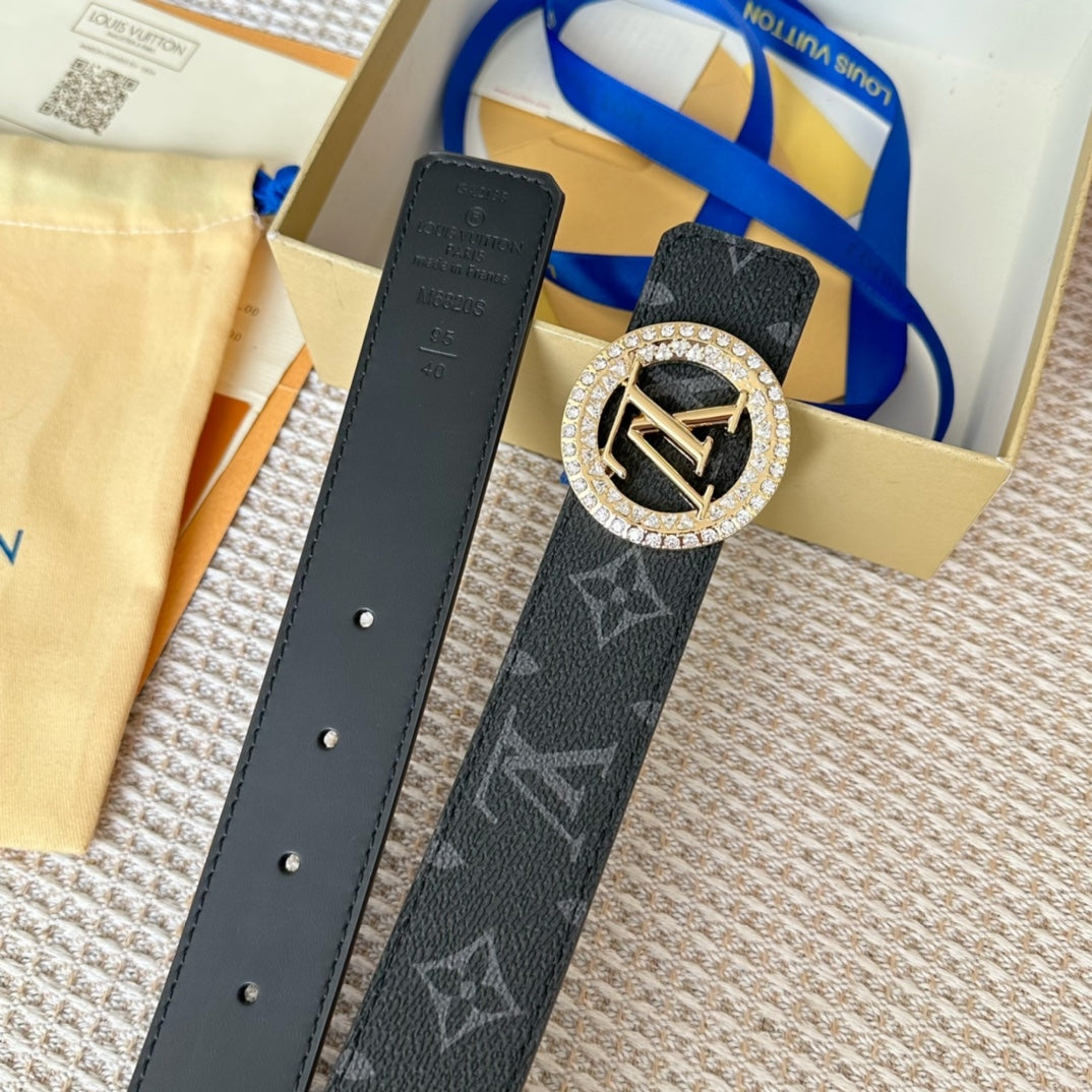 14E128PDE Stylish  High quality belt With full package