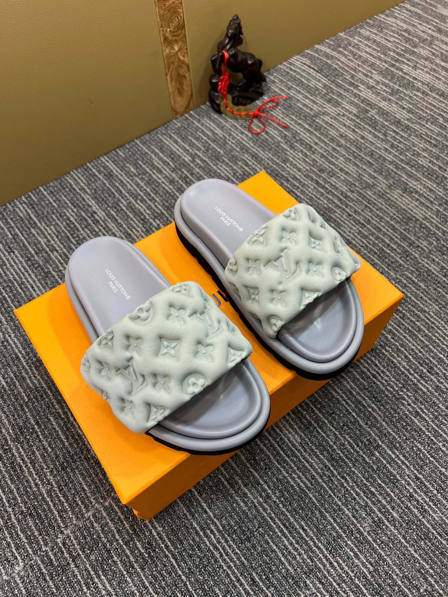 5XE119ZDE Stylish leather quality Slippers