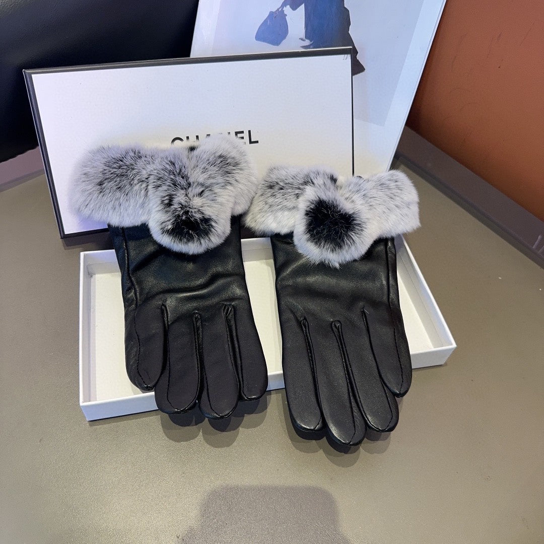 14C73SDE Stylish gloves