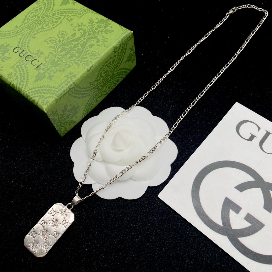 175RB46XDE Stylish  Necklaces . Bracelets .