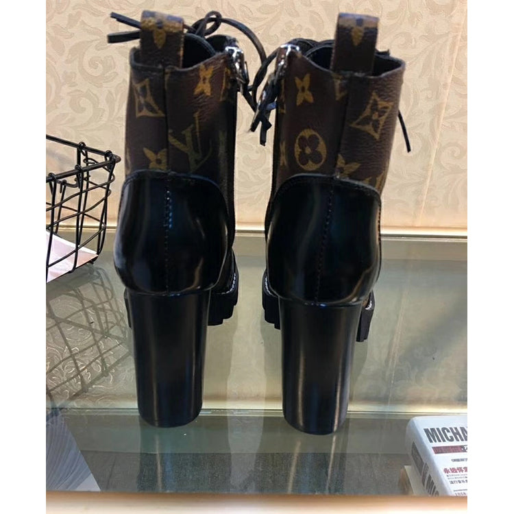 2E05ZDE Stylish Boots