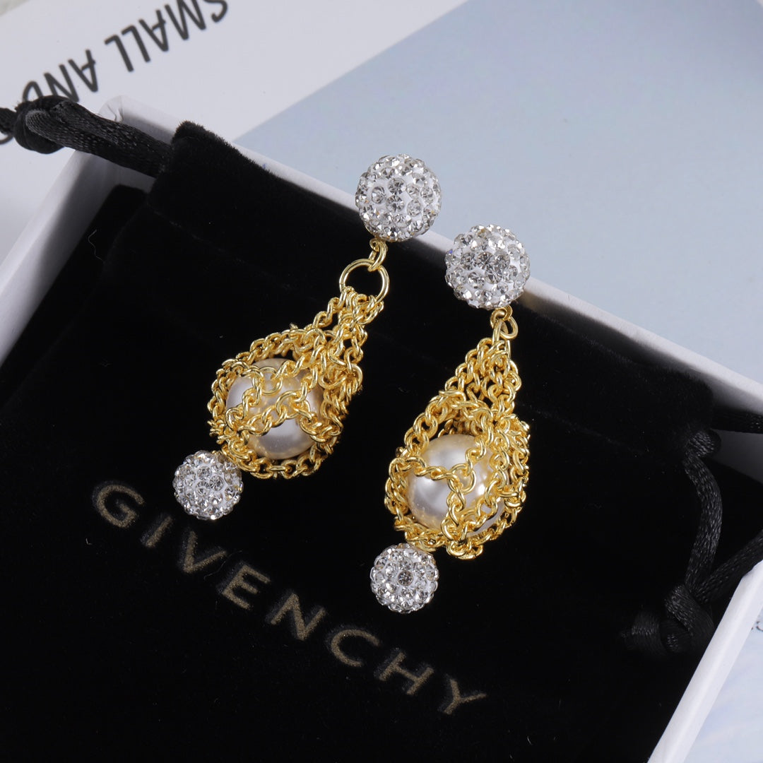 14GV1011EDE Stylish Earrings