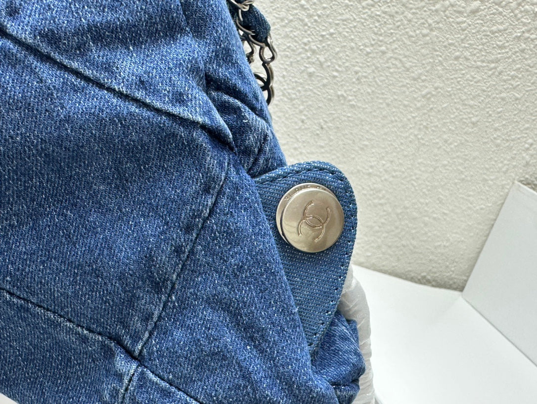 4XC17BDE Stylish denim bag