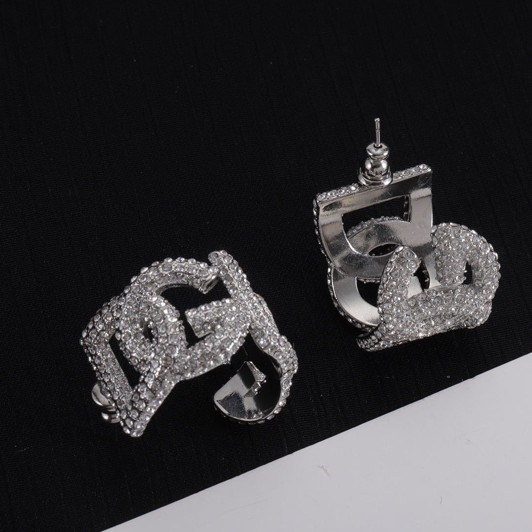 14A273EDE Stylish Earrings