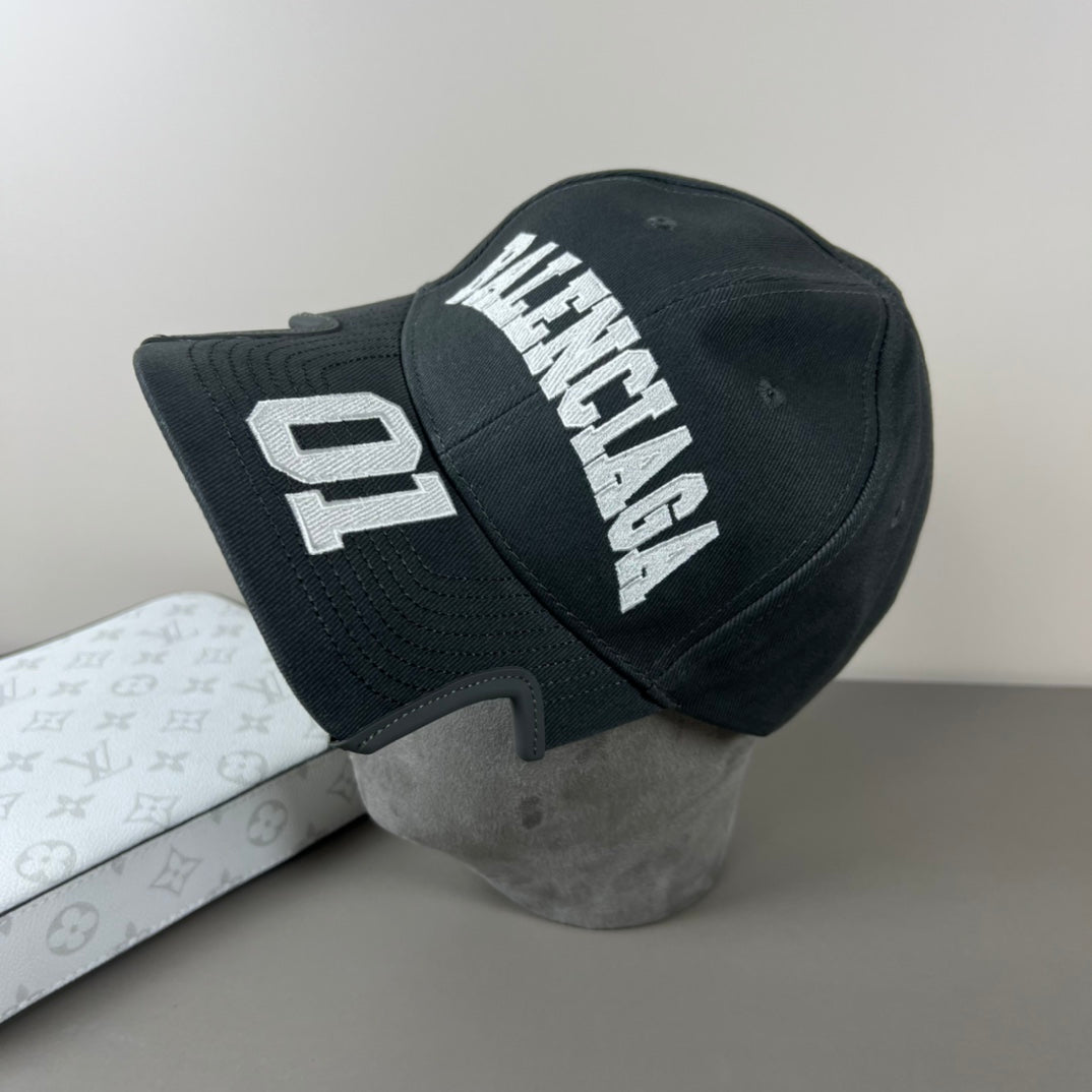 125ZJ525MDE Stylish hats