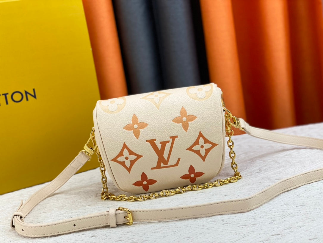 155NE58BDE Stylish leather bag