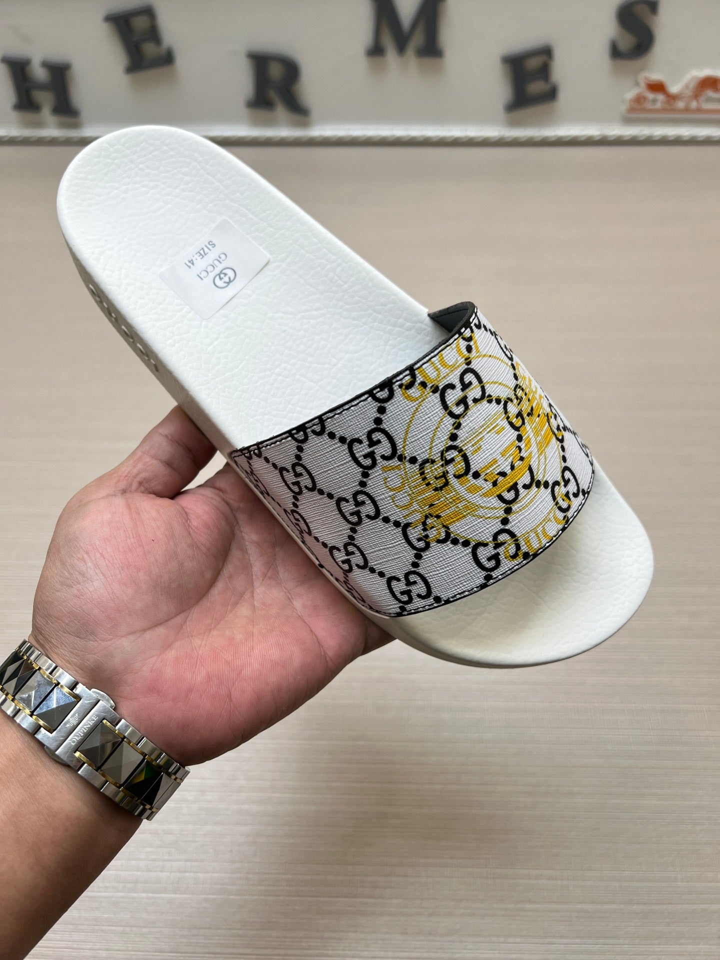 5LB234ZDE Stylish Slippers