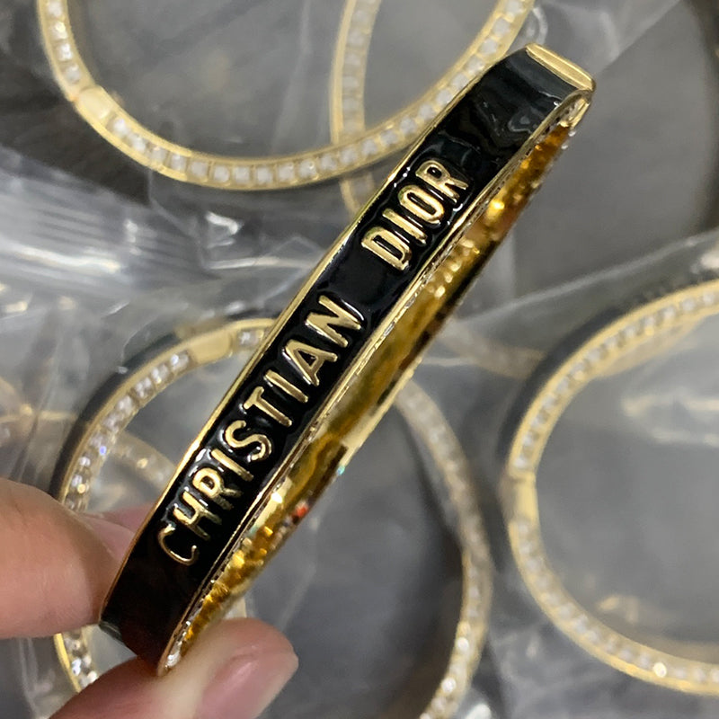 14D992KDE Stylish Bracelets