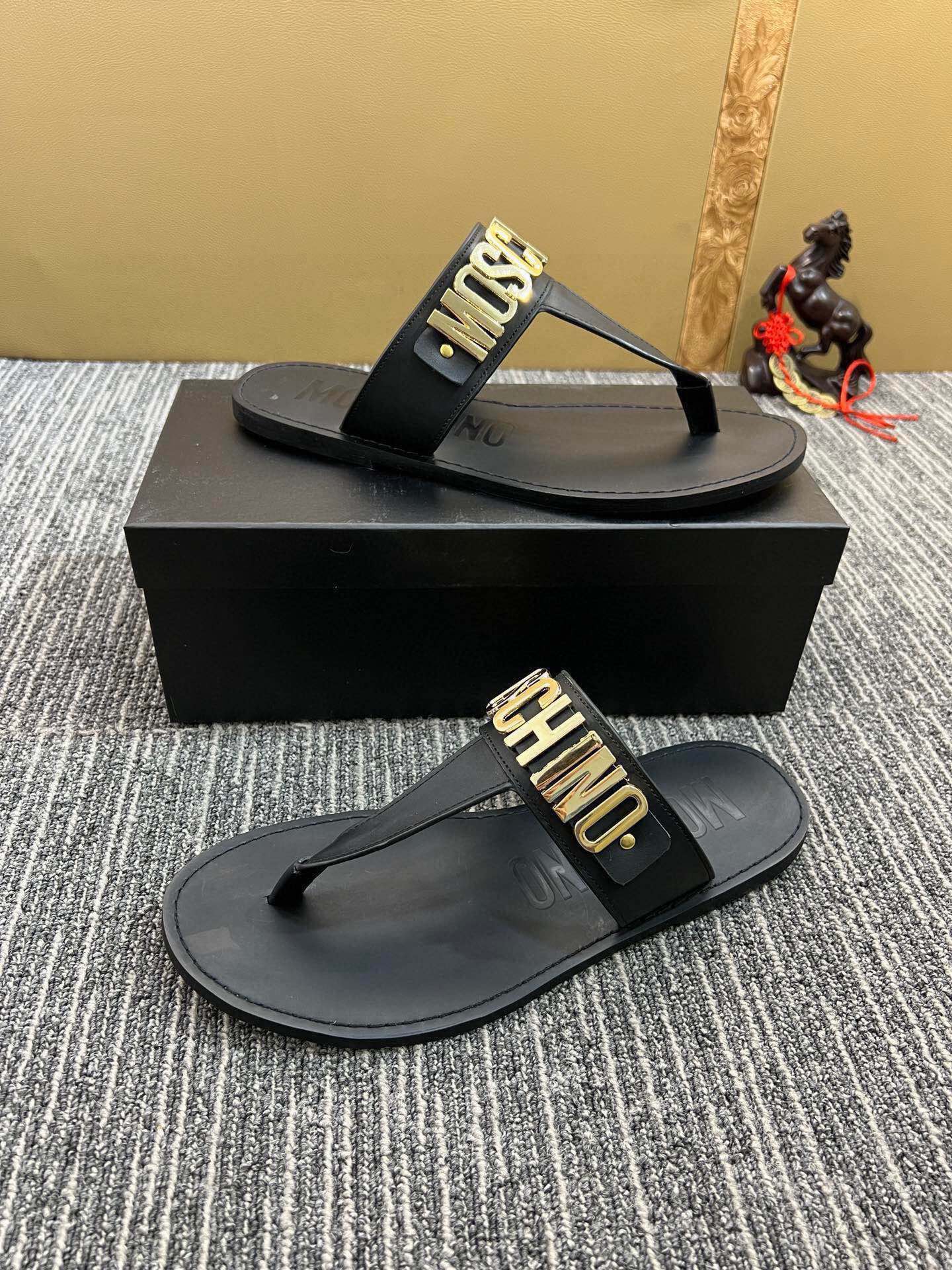 54A118ZDE Stylish slippers