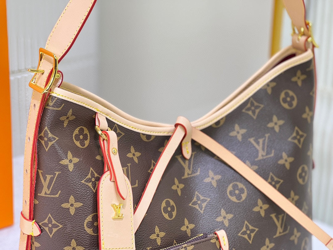 1XE147BDE Stylish leather bag 