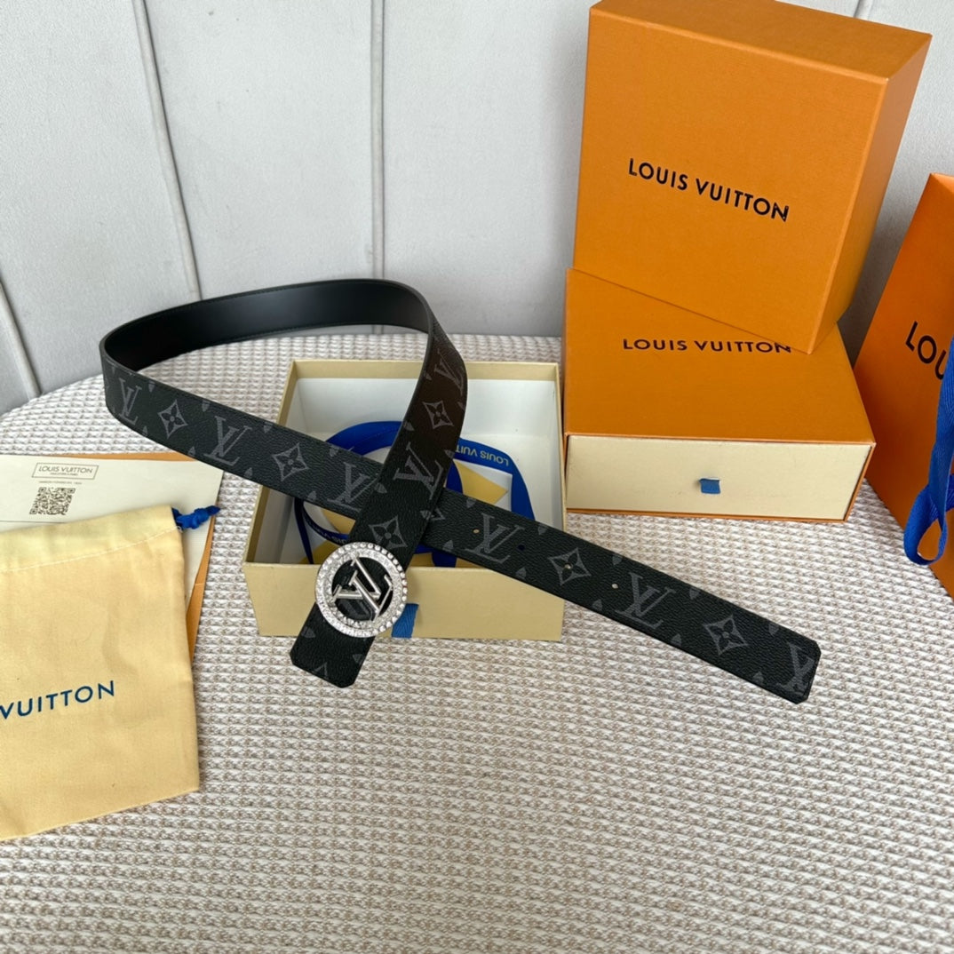 14E128PDE Stylish  High quality belt With full package