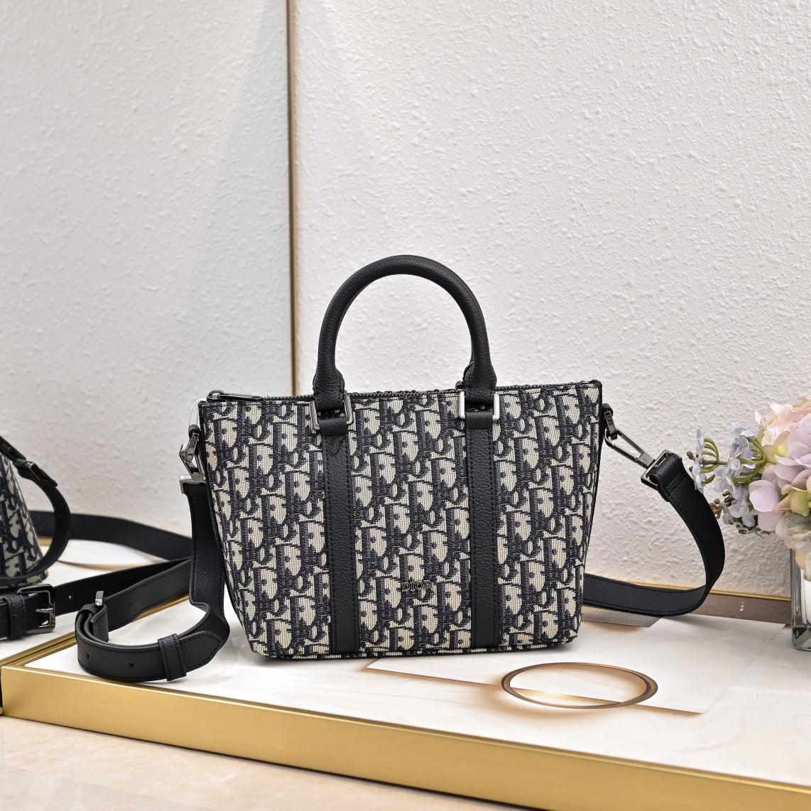 1XD65BDE Stylish bag