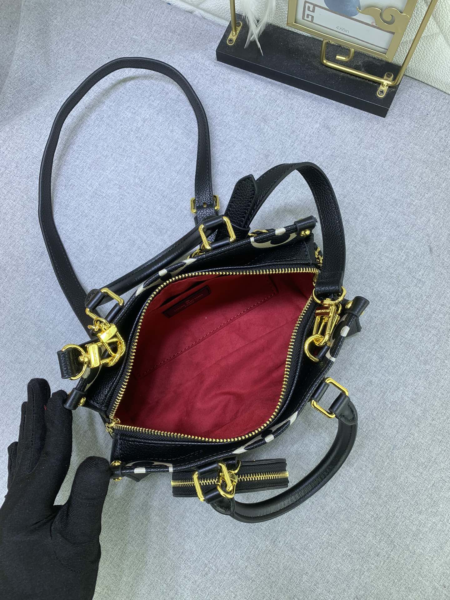 2XE320BDE Stylish leather bag 