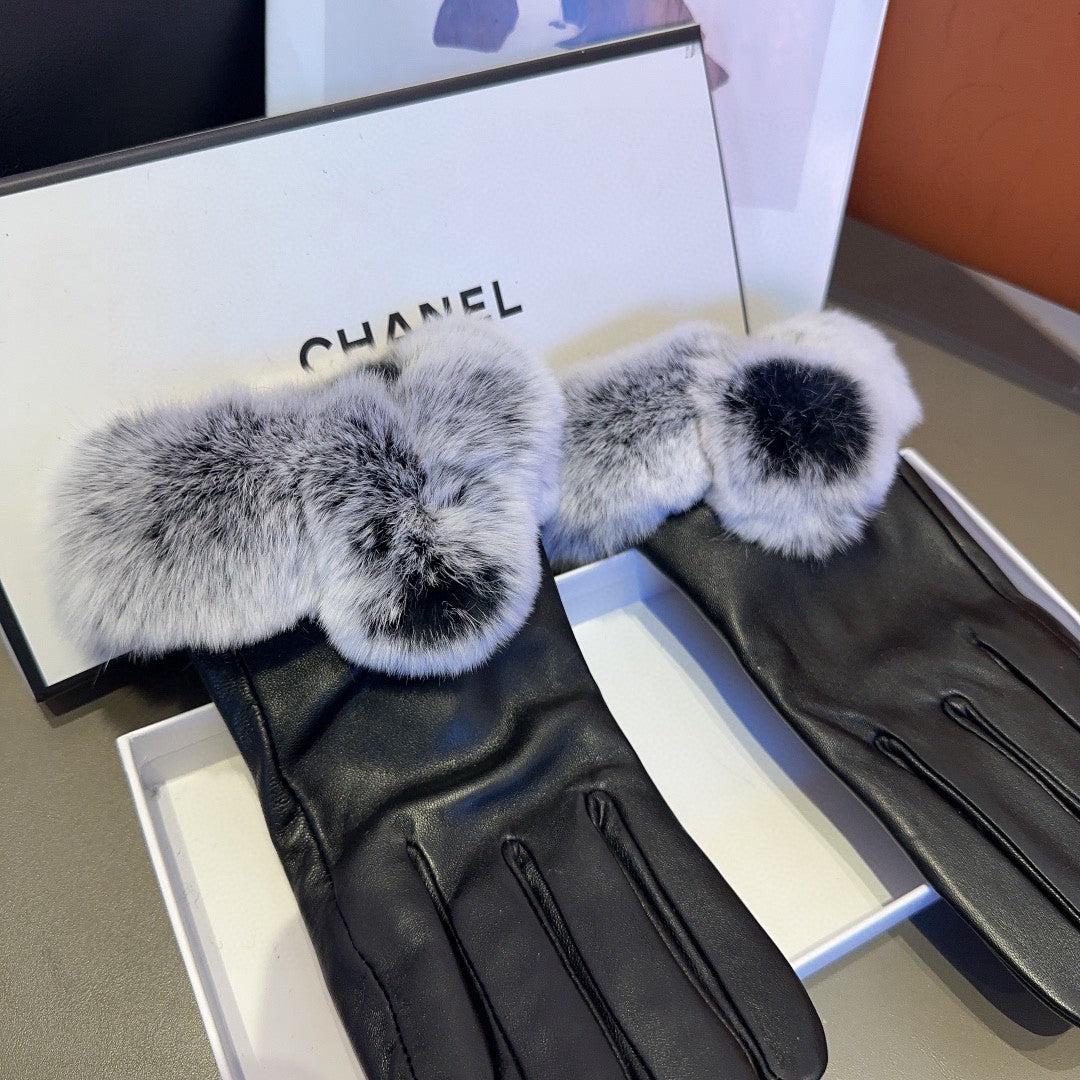 14C73SDE Stylish gloves