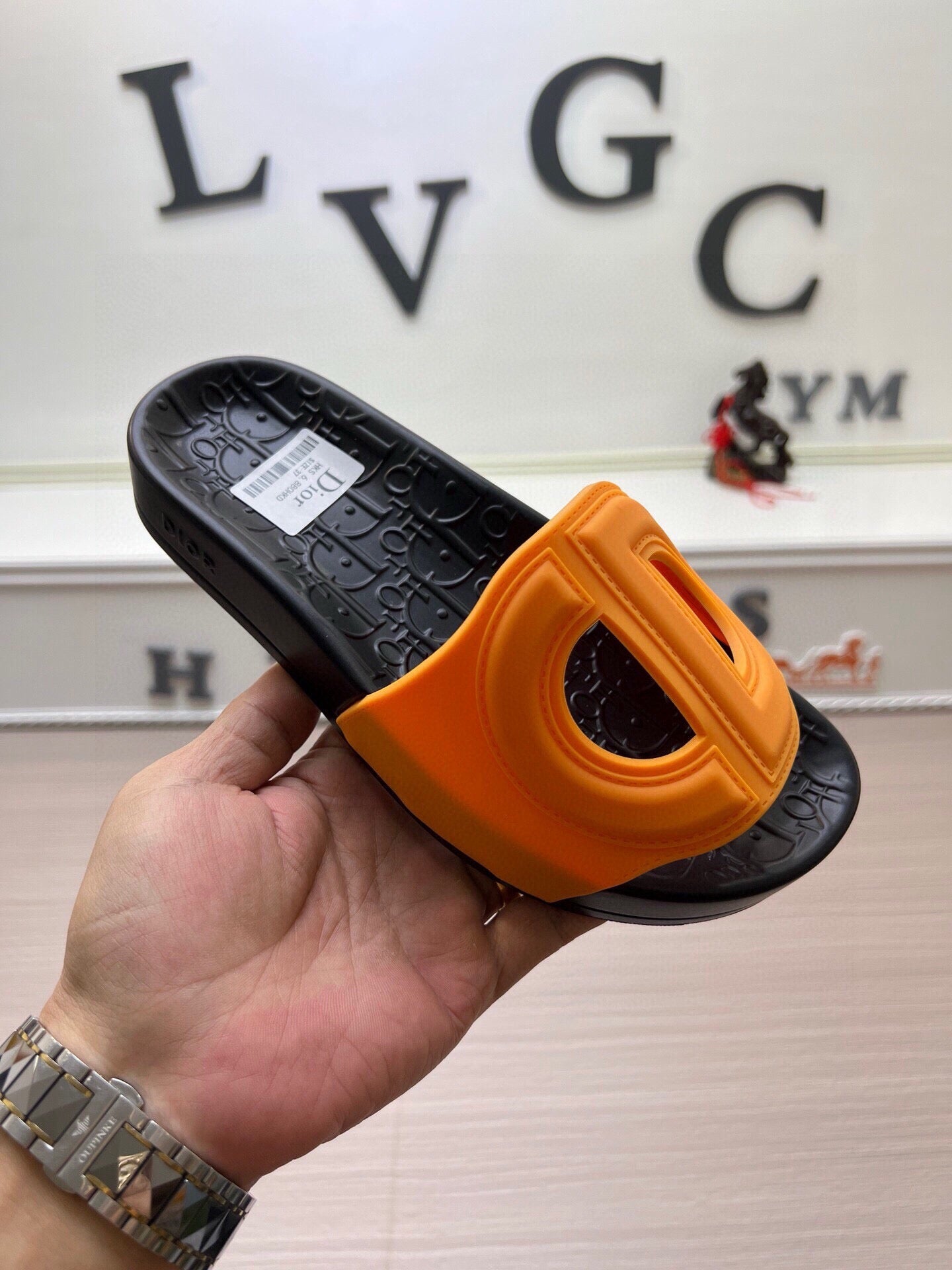 5LD213ZDE Stylish Slippers