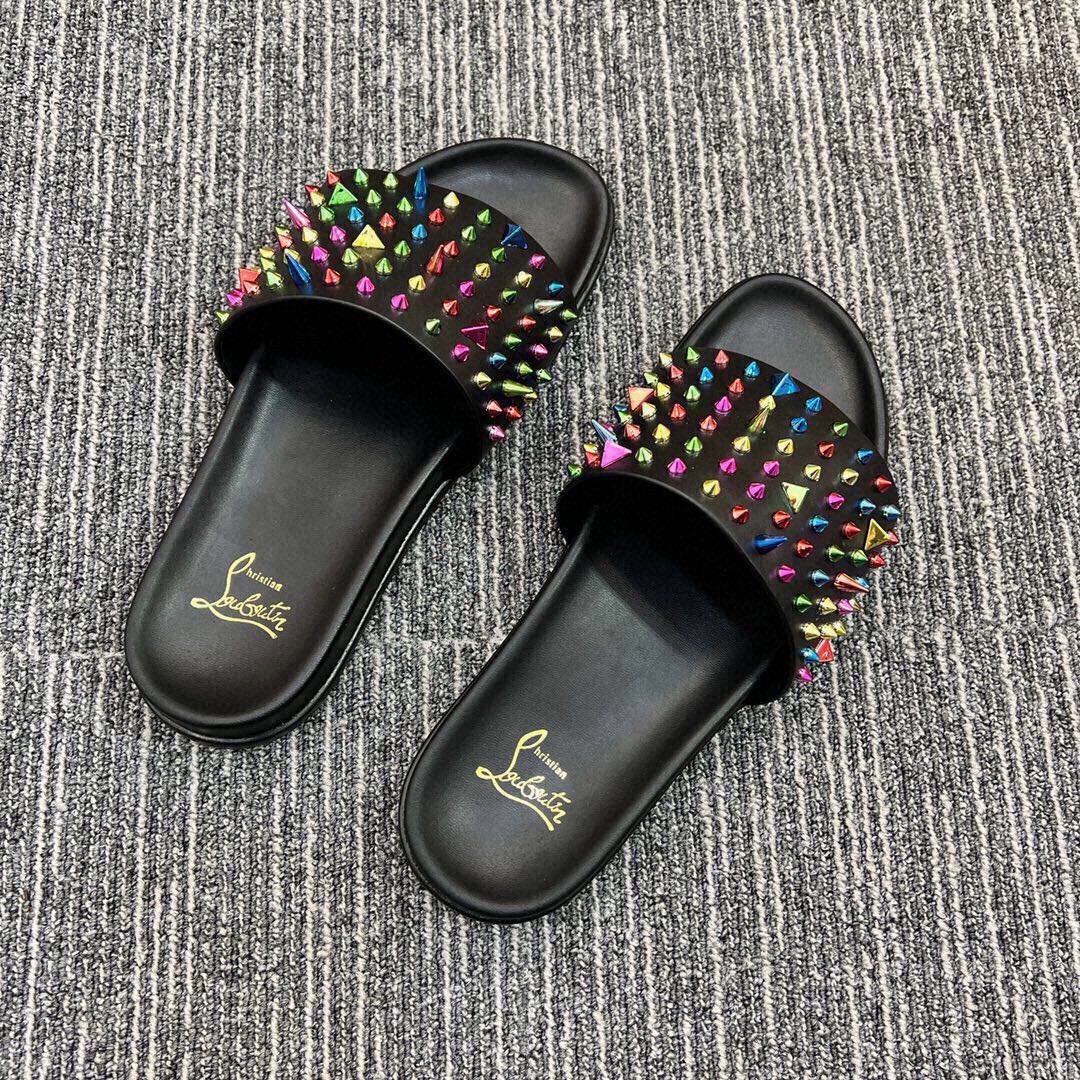 54A126ZDE Stylish slippers