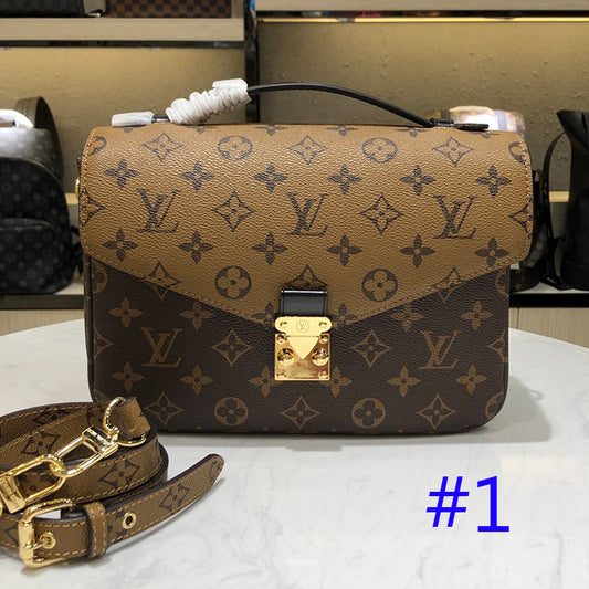 1E65BDE Stylish leather bag 
