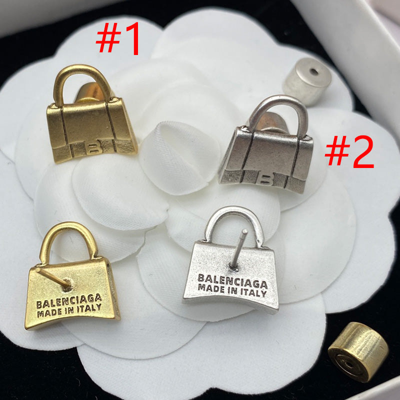 14J148EDE Stylish Earrings