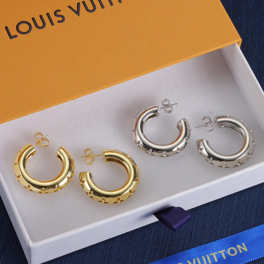 14E1094EDE Stylish Earrings