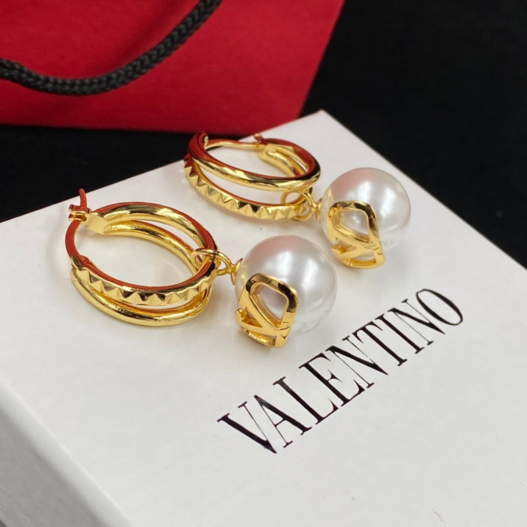 1YVL291EDE Stylish Earrings