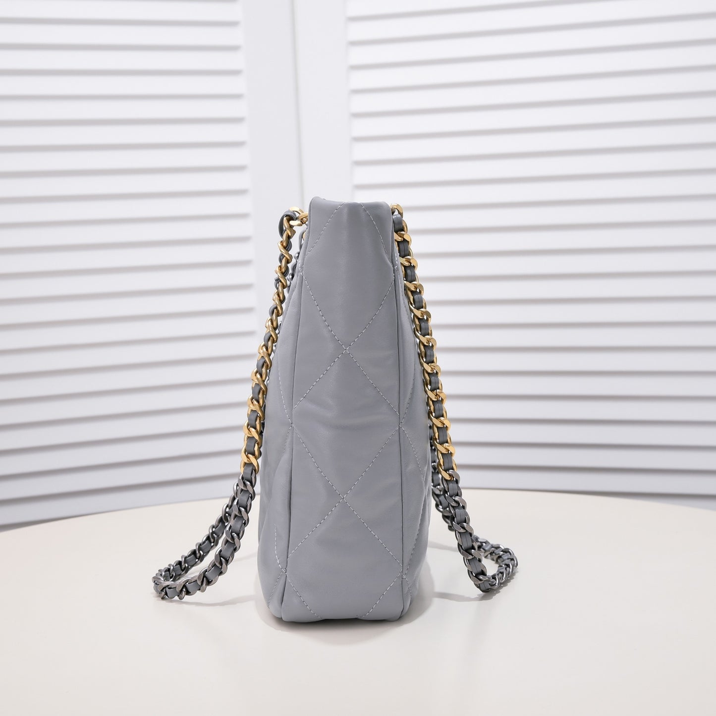 1XC41BDE Stylish leather bag 