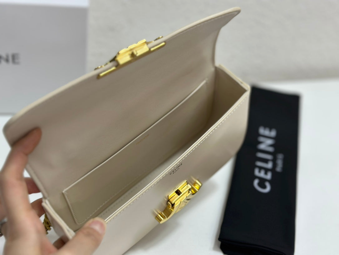 1XCL286BDE Stylish leather bag 