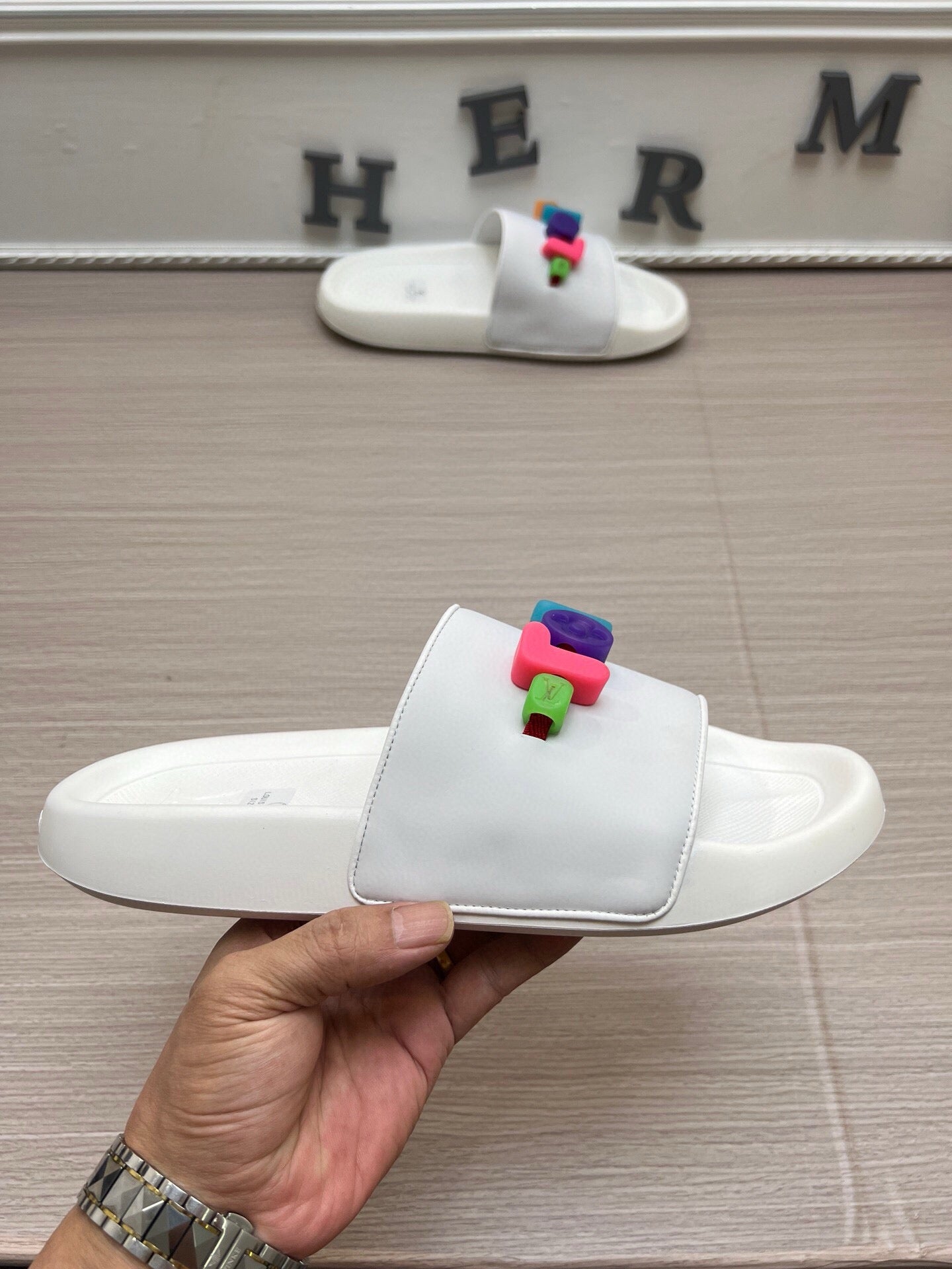 54E23ZDE Stylish Sole thickness 3cm