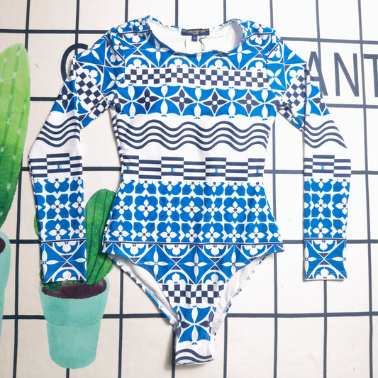 14E1YDE Stylish Long sleeve swimsuit