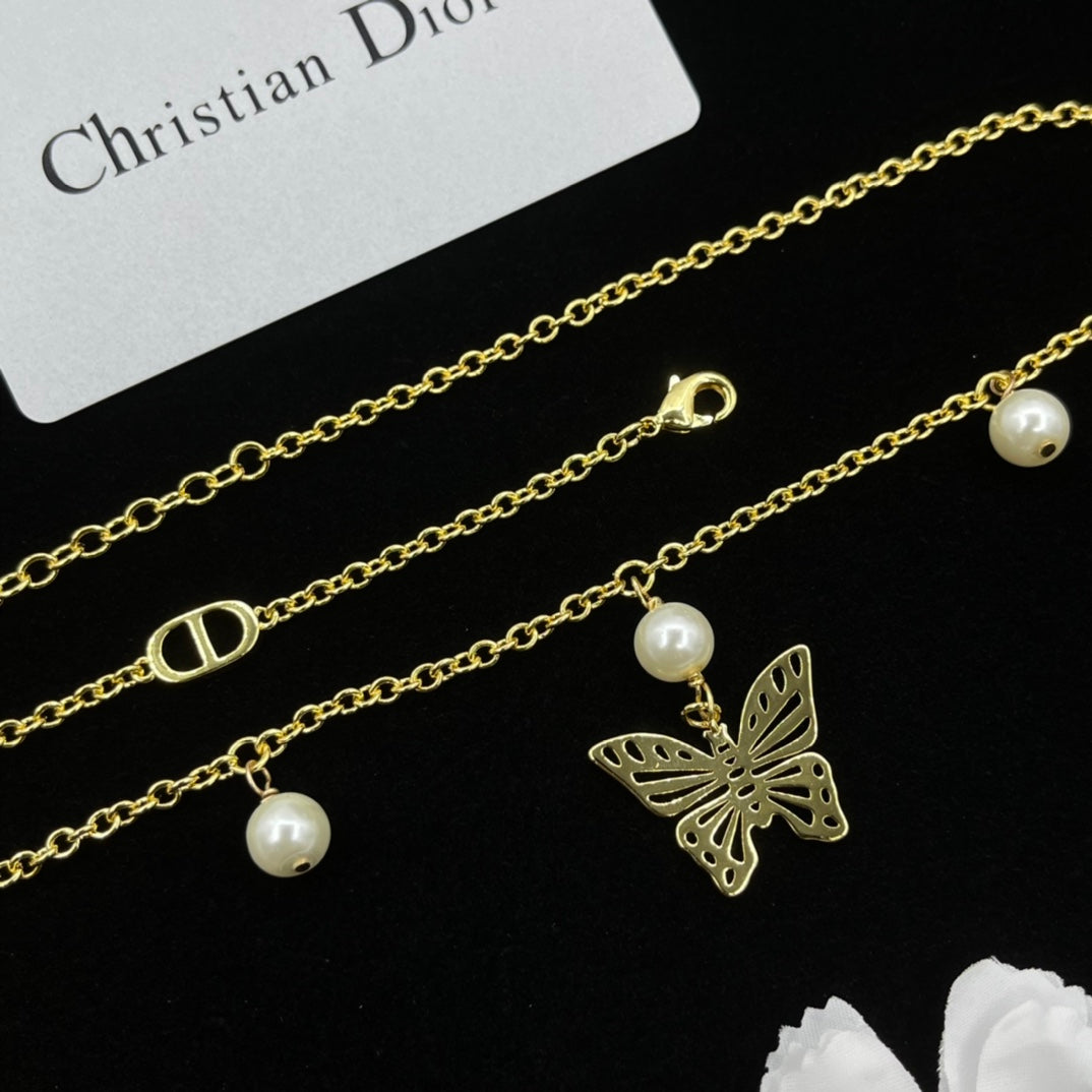14D985XDE Stylish Necklaces