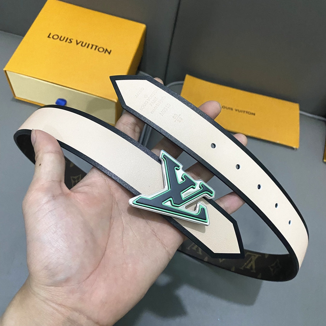 14E130PDE Stylish  High quality belt With full package