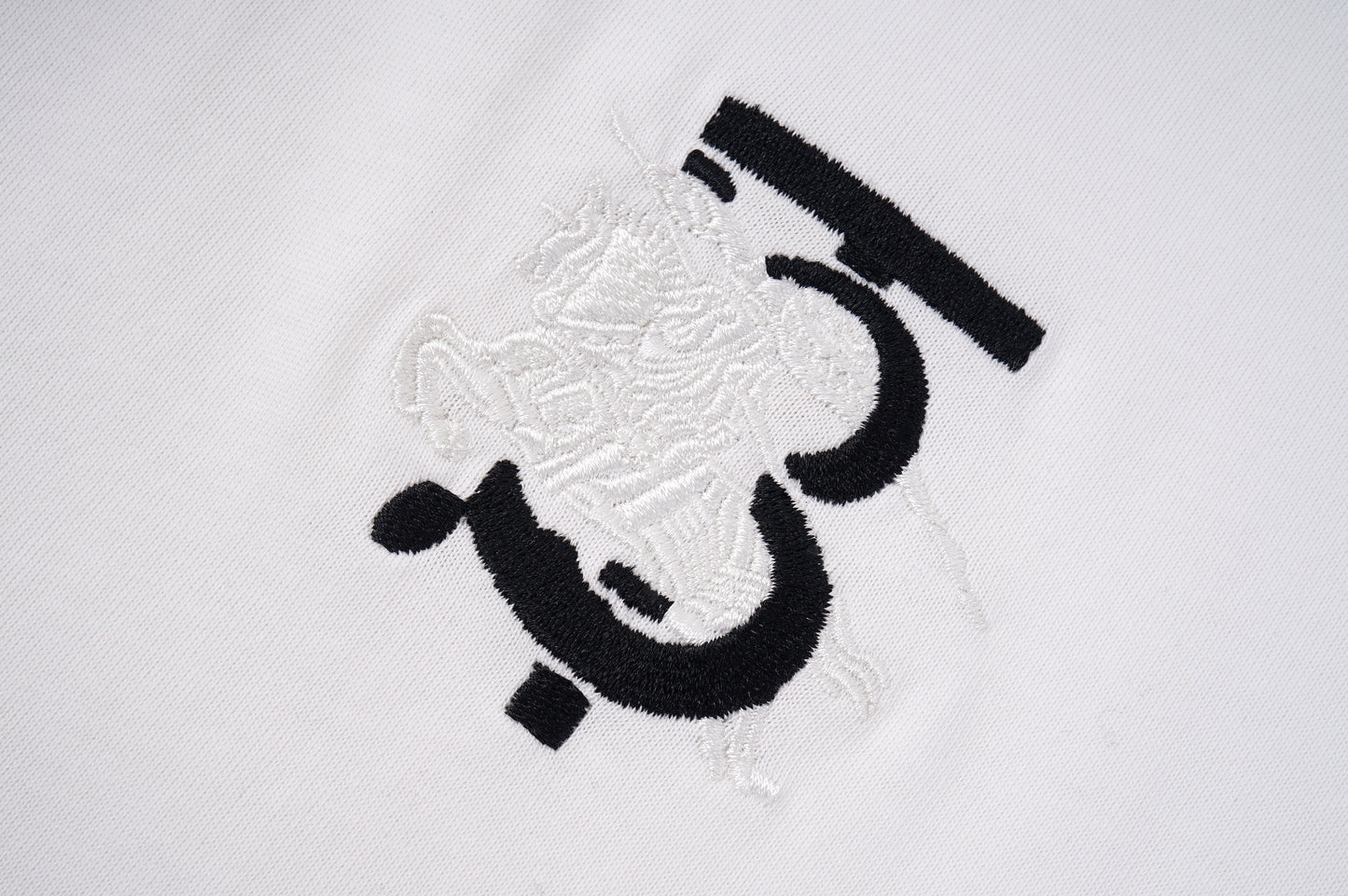 125WR27UDE Stylish T-shirts