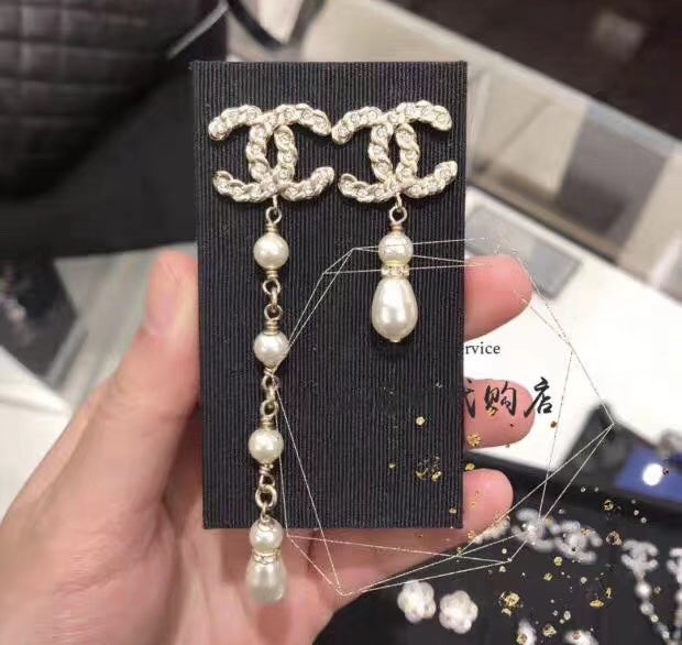 1NC158EDE Stylish Earrings