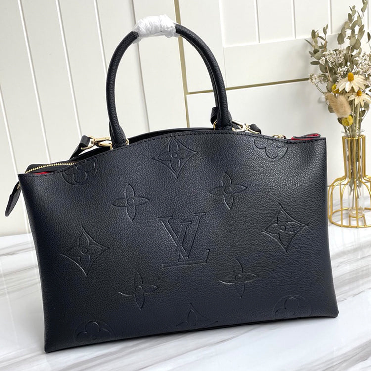 1E059BDE Stylish leather bag 