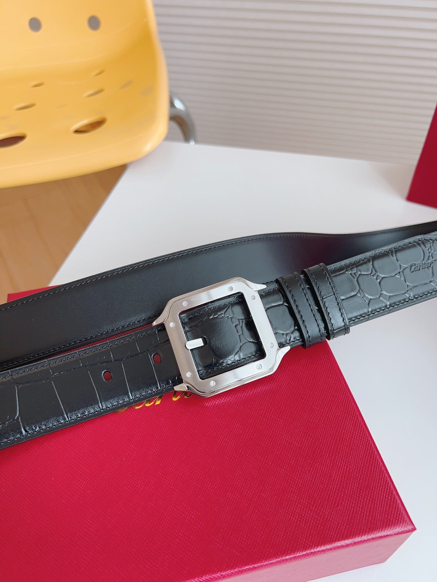 155RK247PDE Stylish  High quality belt With full package