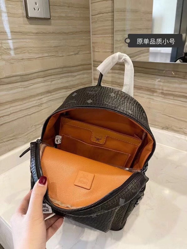 2XM332BDE Stylish leather bag 