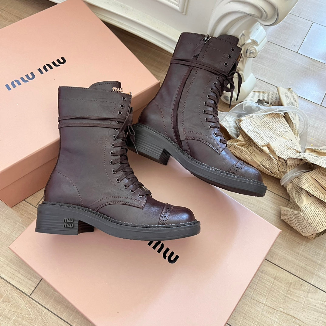 1XA60ZDE Stylish leather  boots