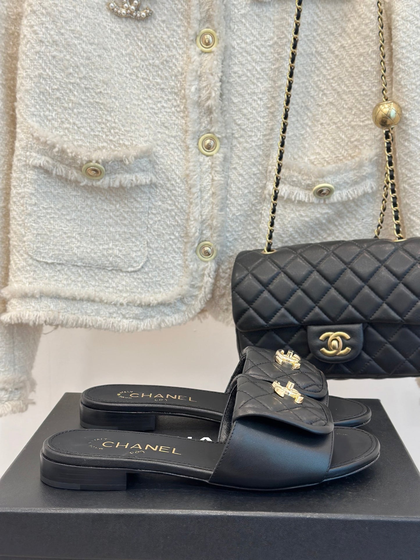 1ZC245ZDE Stylish Slippers