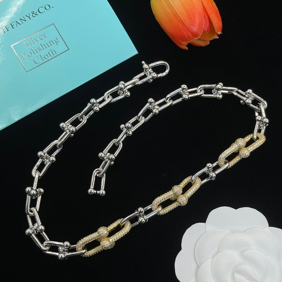 175RT5XDE Stylish Necklaces